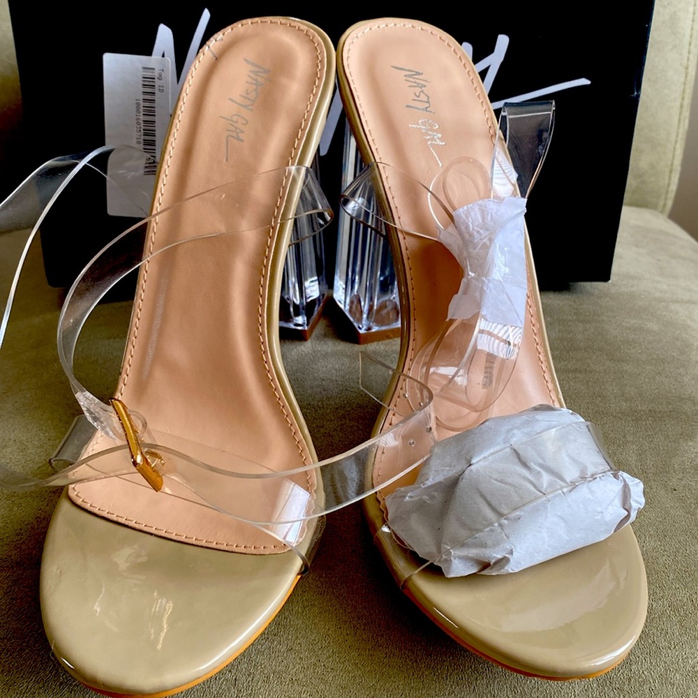 Clear nude heels - Picture 3 of 5